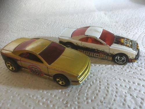 Hotwheels -  Lot 5 of 2 cars Muscle Tone