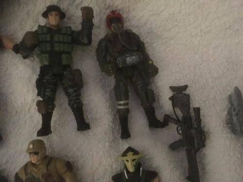 10 Chap Mei Action Figures + Accessories Simular size as G.I Joe  +-10.5cm Lot 1