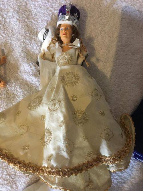 Vintage Peggy Nesbit Queen Elizabeth 1953 Coronitaion Dolls set of 3 see pics and description