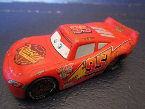 Lightning McQueen - Disney Pixar - Die Cast +-6.5cm