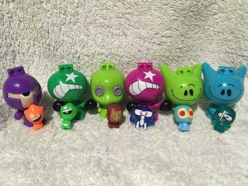GoGo`s Crazy Bones Large & Small x 12  Job lot 46