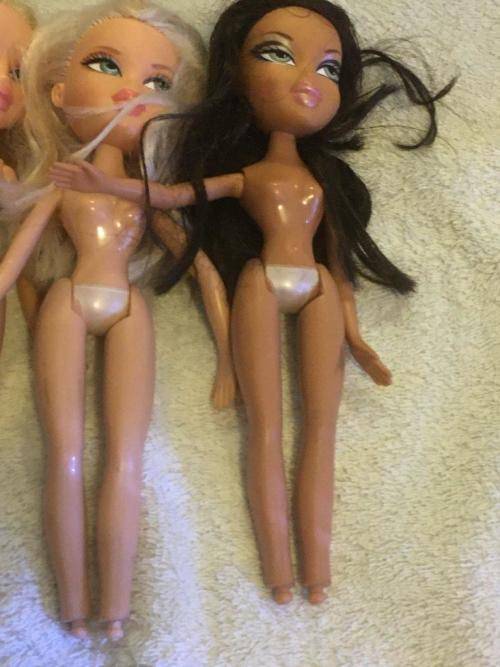 Bratz MGA 2009 - Job lot no3 - 5 Dolls - See pictures and description
