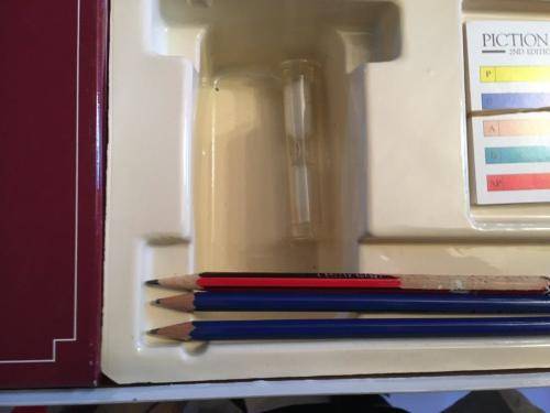 Pictionary Second Edition The Classic Game of Quick Draw - Made in South Africa  - Arlenco