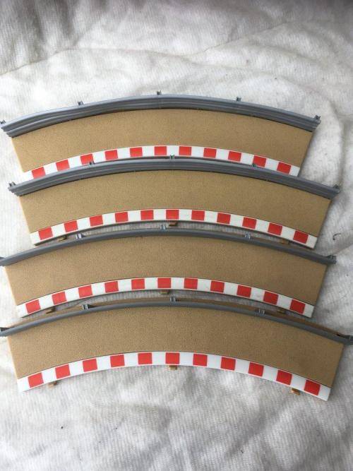 Scalextric -  Set of 4 R2 Outer Run Offs with Barriers (Ex demo track)  1:32 Scale