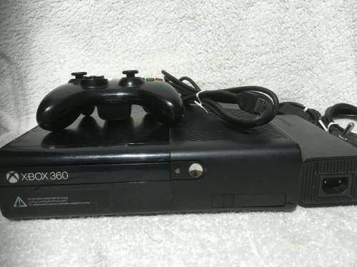 Xbox 360 E Console 250GB, 1 Controller, PSU + HDMI Cable