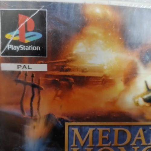 PS1 - Medal of Honor Underground (Pal black disc)