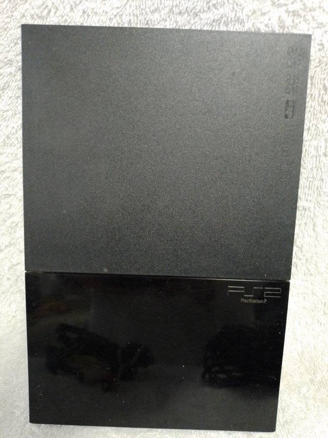 Playstation 2 - Black Slim c/w 1 x New Generic Controller, AV Cable & Power Cord + 2 Games