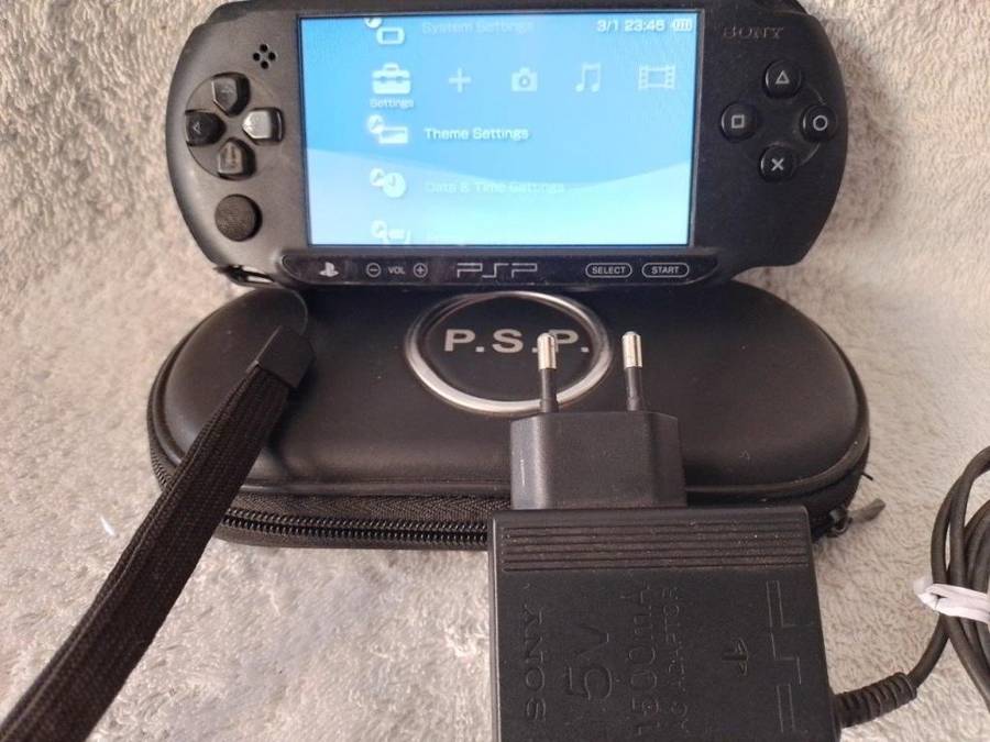 PSP Street,  Charger, Carry Case no memory card
