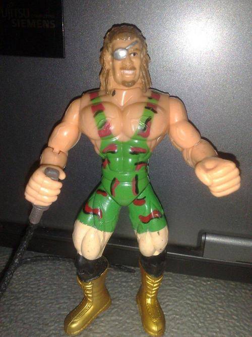 WWE unknown wrestler and manufacture +-15.5cm