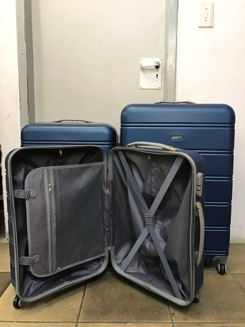 Set of 3 Suitcases Travel Trolley Luggage,ABS with Universal Wheels