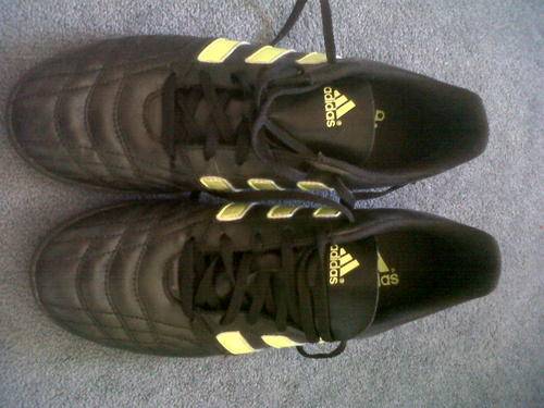 Adidas Size 10 Mens Indoor Soccer Boots For Sale - Free Delivery!