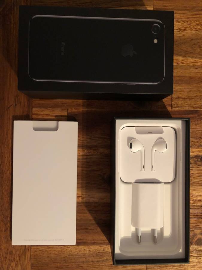 APPLE iPHONE 7 PLUS 32GB + iPHONE 7 128GB BUNDLE DEAL