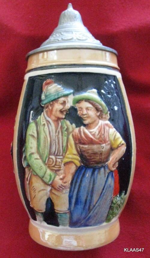 GERMAN LIDDED BEER STEIN : FROHES HERZ SCHAFT LEICHTE BAHN GUTEN MUTES FRISCH VORAN : 16.5cm HIGH