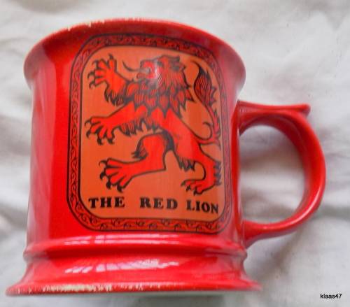 Carltonware Mug The Red Lion 10 cm high  NOTE  lots of hair line cracks AND chip on bottom edge
