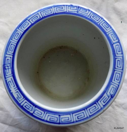 Genuine Ming Blue - Pot Plant container - 15cm diameter - 11.5cm high - 11cm Opening diameter