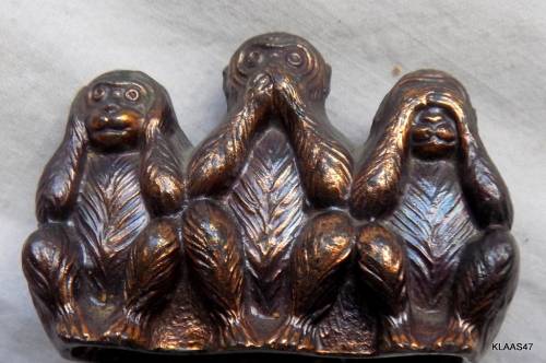 Vintage - 3 Monkeys - Metal (Hear no Evil, Say no Evil, See no Evil)