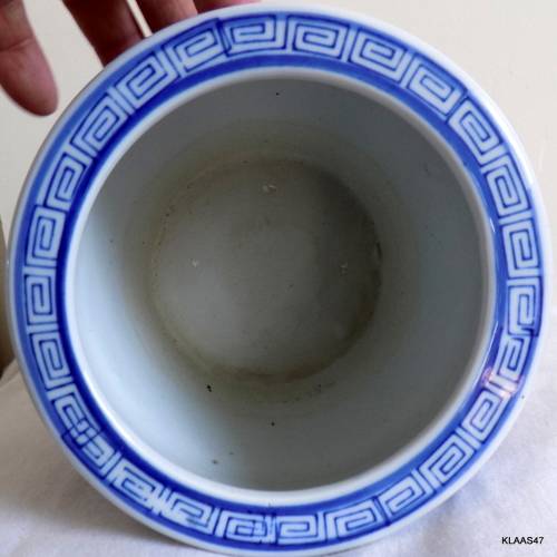 Genuine Ming Blue - Pot Plant container - 15cm diameter - 11.5cm high - 11cm Opening diameter