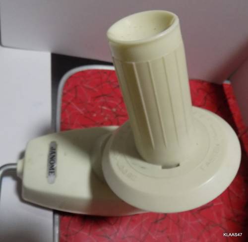 JANOME WOOL WINDER - WITH BI-LINGUAL INSTRUCTIONS - CLAMP WELDED FAST
