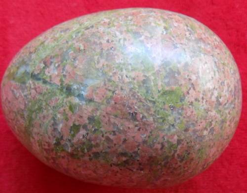 Polished Gem Stone Egg - 14.7cm Circumference - 6cm Long (Probably Unakite)