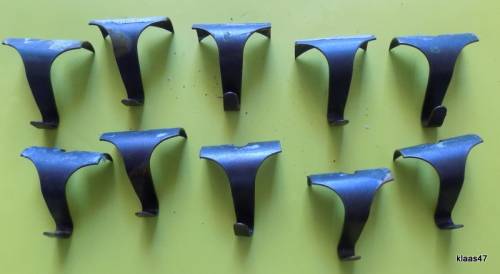 10Pcs - Metal Picture Photo Frame Hanger - S Shape Rail Moulding Hanging Hooks (Pkt3)