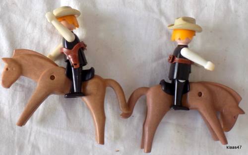 Vintage Playmobile - Geobra 1974 - 2 Sheriffs on Horses (No guns in holsters)