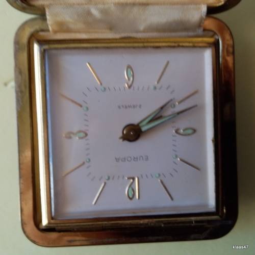 Vintage Travel Alarm Clock (Clock working but not Alarm)