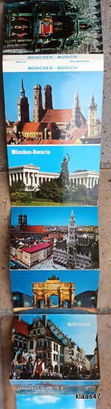 Munich - 10 Small Colour Photos (Folded Souvenir)