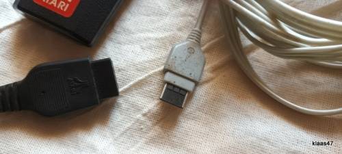 Atari Flashback - Classics Game Console - Cables and 1 Controller