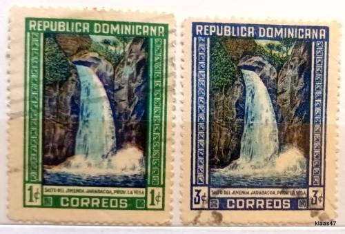Dominican Republlc - 1946 - Waterfall - 2 Used Hinged stamps