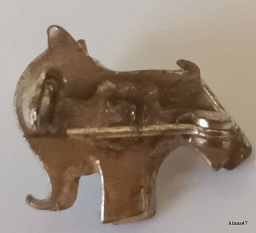 Costume Jewellery - Elephant Brooch -