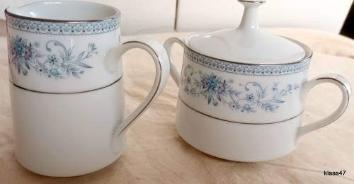 Noritake - Blue Hill 2483 - Sugar Bowl and Milk Jug
