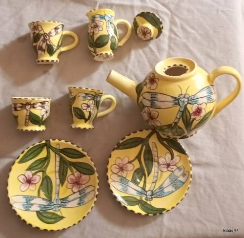 Water Berry Pottery - Miniature Tea Set: Pot, Jug, Bowl and 2 cups and saucers (Dragonflies)