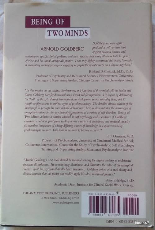 Being of Two Minds - Arnold Goldberg - Hardcover  1999