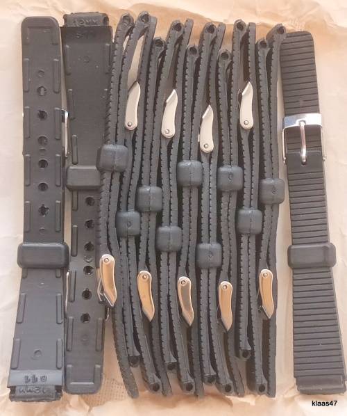 12 Black Watch straps (Vinyl) 12mm at pin end