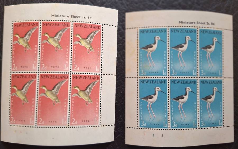 New Zealand 1959 Health Issue Birds Set of 2 Unused Hinged Miniature Sheets