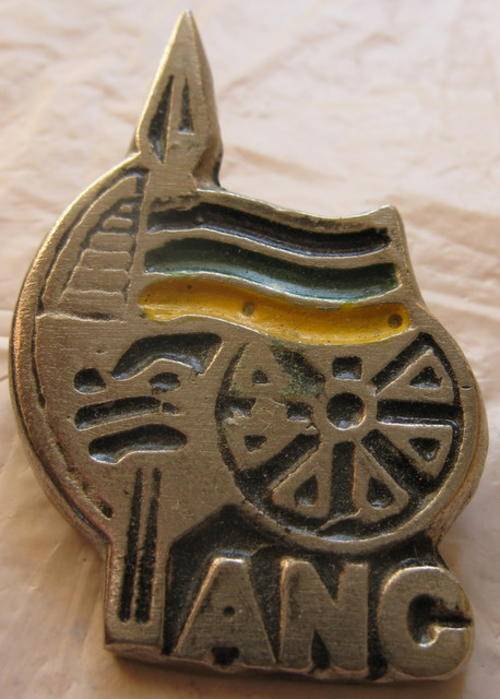 ANC : LAPEL BADGE : 4.8x3cm