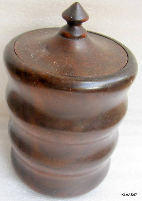 WOODEN TOBACCO JAR : 11cm DIAMETER - 13cm HIGH