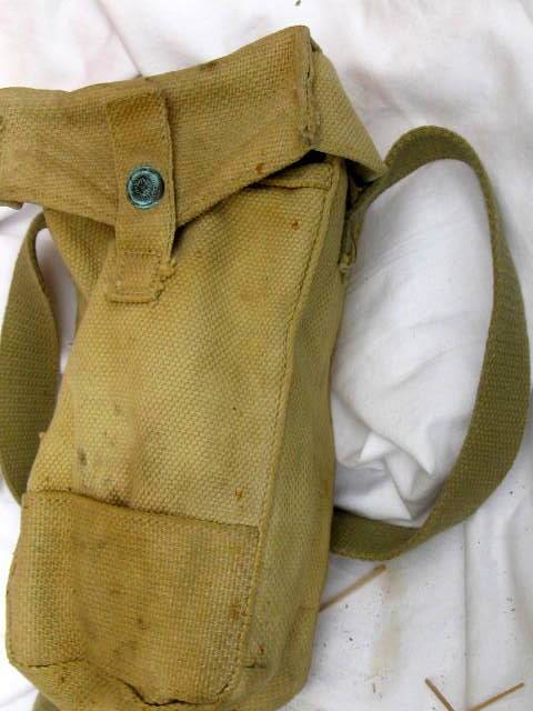 ARMY KIT BAG : MAGAZINE  HOLDER : ZL & T LTD : 22X12X8CM : SOME WEAR AT BOTTOM