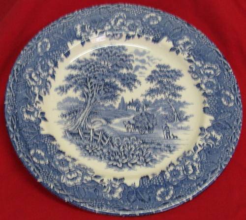 BLUE & WHITE PLATE : ENGLISH IRONSTONE : ENGLAND : 24cm DIAMETER PLATE