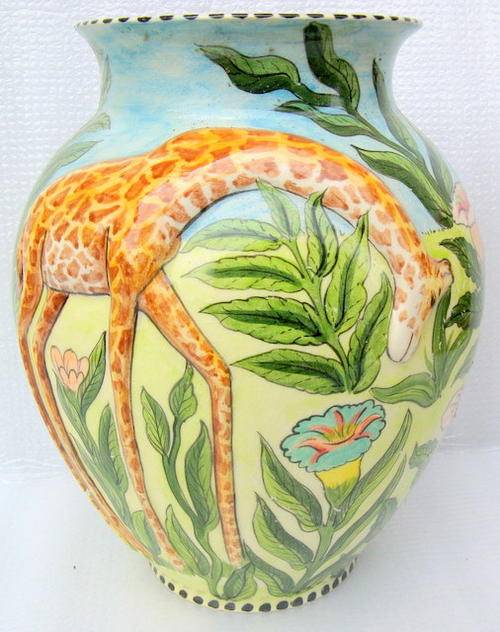 WATER BERRY POTTERIES : HAND CRAFTED IN ZIMBABWE : VASE NO. 199 GIRAFFE  :28cm HIGH : *NOTE CRAZING*