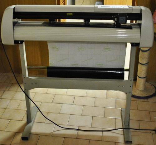 Start Your Own Vinyl Cutting Business