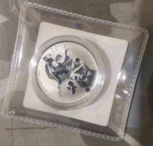 2016 Canada Batman v Superman Dollar OUNCe Silver Coin UNC