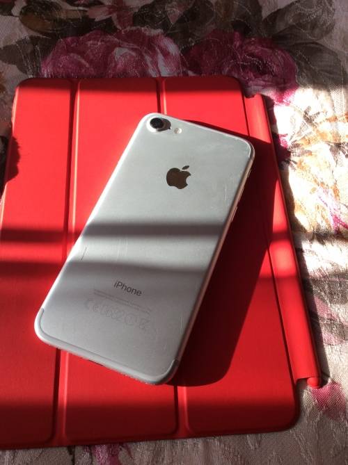 IPhone 7 Silver/white