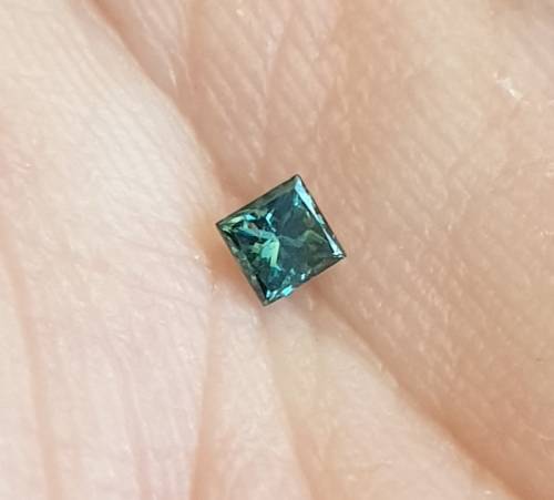 8 Princess Cut Natural Fancy Deep Blue Diamonds totalling 1.25cts Sold as one Lot *R75 000