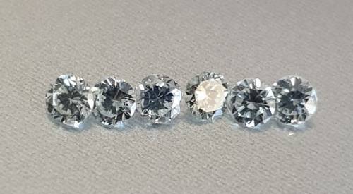 100% Natural Untreated VS1/F x 6 Diamonds Round Brilliant Cut 0.15ct Total. approx 1.80mm each