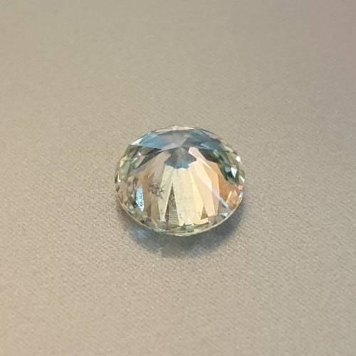 Superb Engagement 0.60ct IGL Certified Natural Round Cut Diamond VVS2 / J - Stunning Brilliance !