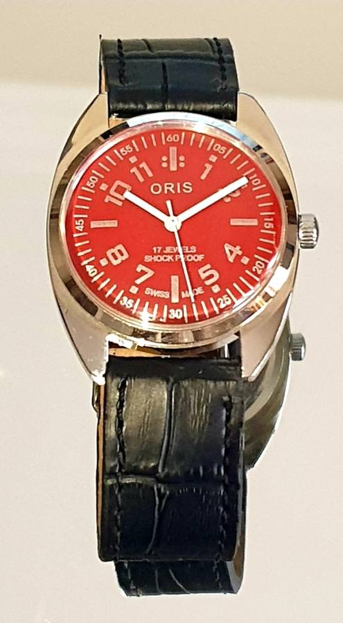 Stunning Vintage 1970's Oris Men's Manuel Wind Wristwatch -  in Mint Condition !