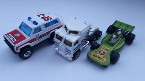 3 X VINTAGE MATCHBOX SUPERFAST INCLUDING RARE GREEN #24 TEAM MATCHBOX