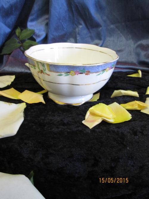 Royal Albert 'Orient' sugar bowl