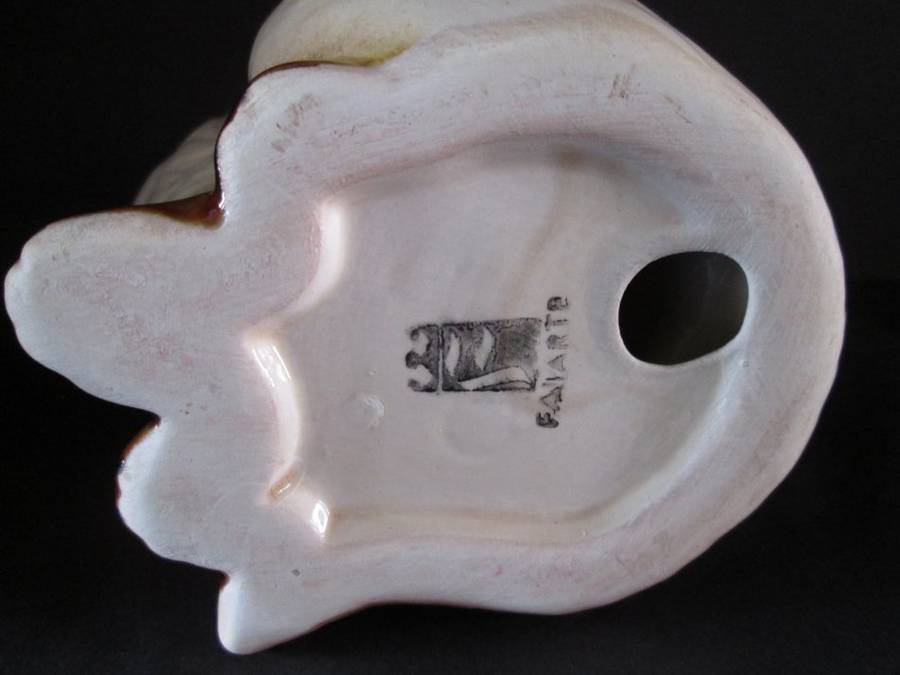 Faiarte Cat ornament Vintage /Collectible Porcelain/Ceramic